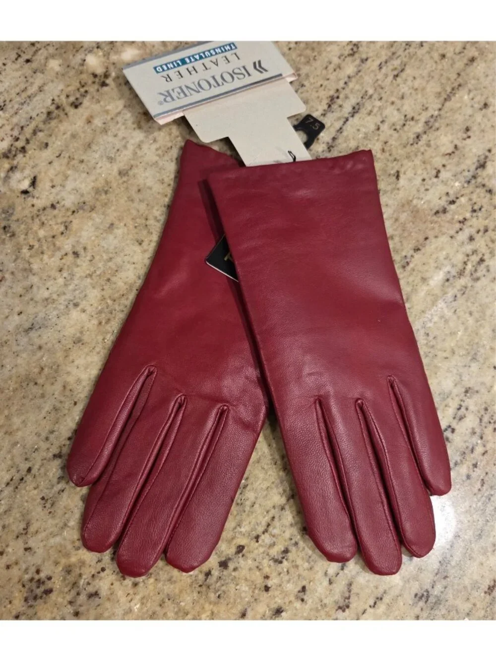 New! Isotoner Womens 7.5 /M Red Leather Gloves Thinsulate Lined 40 gram 88325